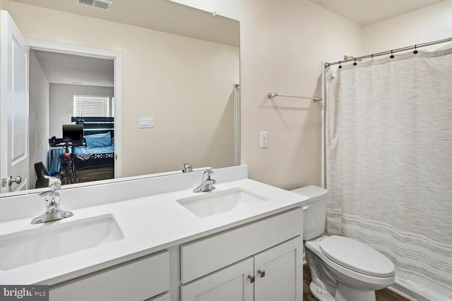 169 SICKLER CT, Sicklerville, NJ 08081