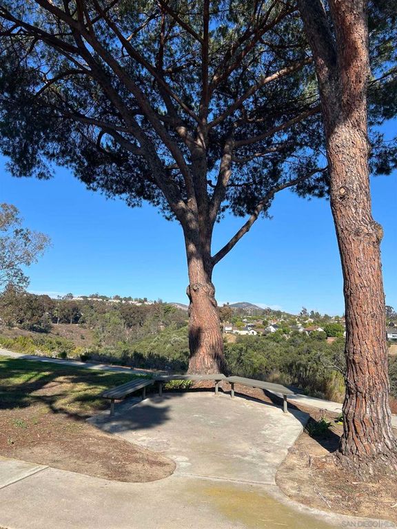 Image 10 of property listing at 10975 Clairemont Mesa Blvd., San Diego, CA 92124