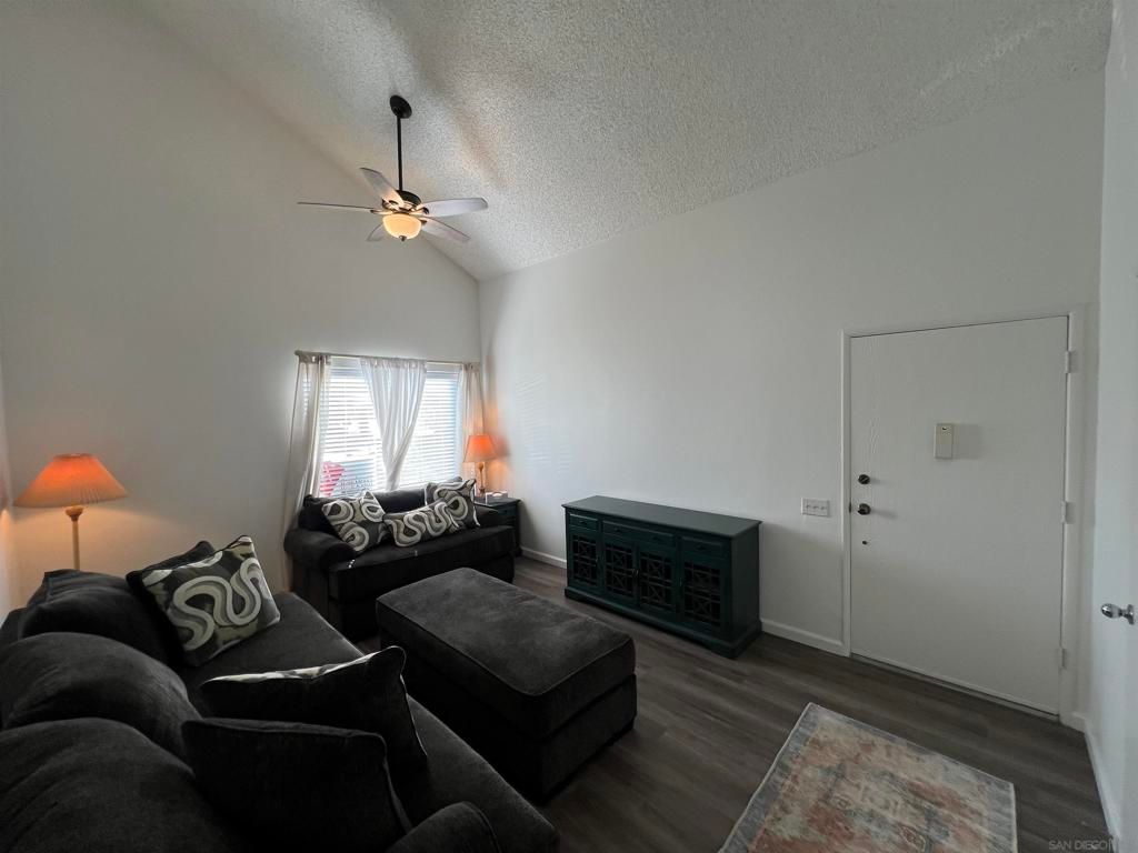 Image 12 of property listing at 10975 Clairemont Mesa Blvd., San Diego, CA 92124