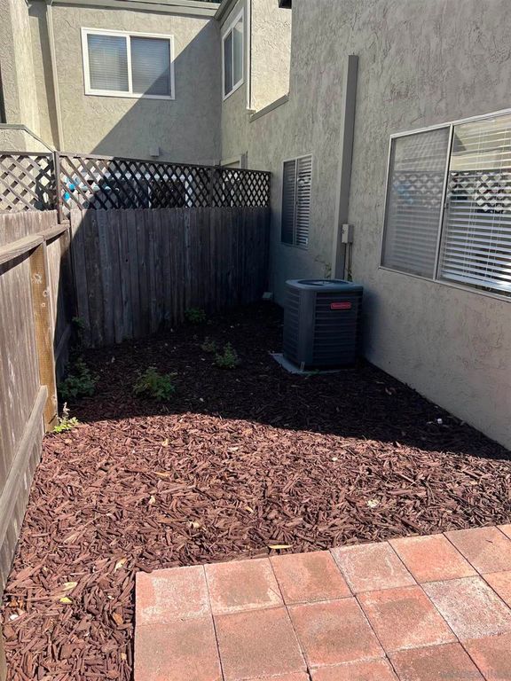 Image 5 of property listing at 10975 Clairemont Mesa Blvd., San Diego, CA 92124