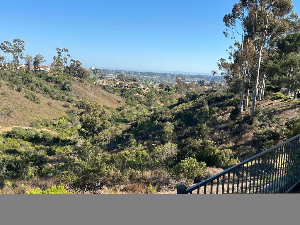 Image 7 of property listing at 10975 Clairemont Mesa Blvd., San Diego, CA 92124