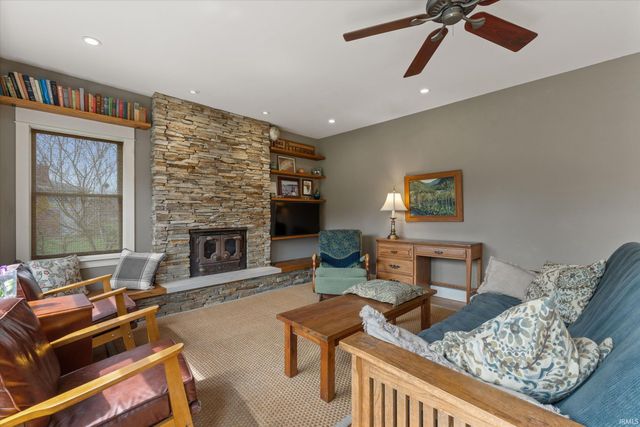 26530 Early Road, South Bend, IN 46628