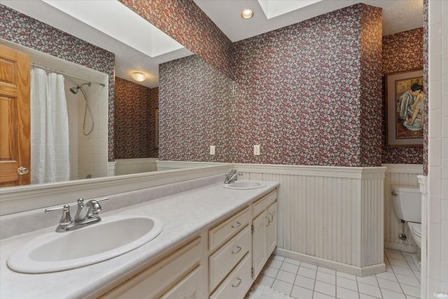 26530 Early Road, South Bend, IN 46628