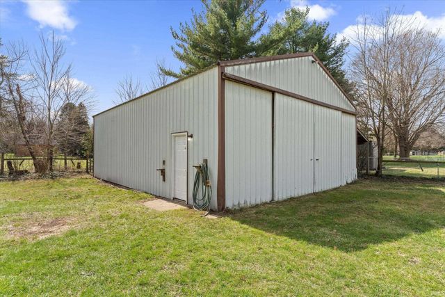 26530 Early Road, South Bend, IN 46628