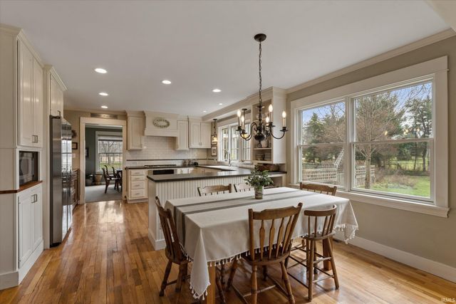 26530 Early Road, South Bend, IN 46628