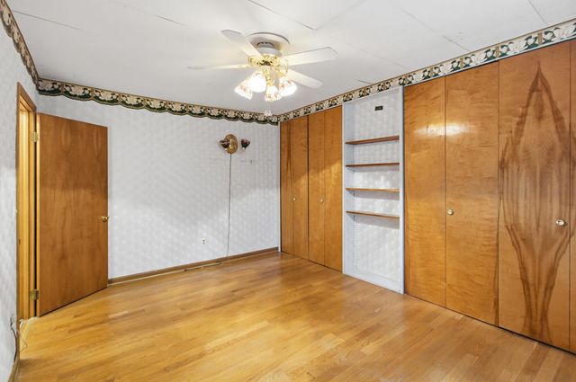 83 Clinton Heights Avenue, Columbus, OH 43202