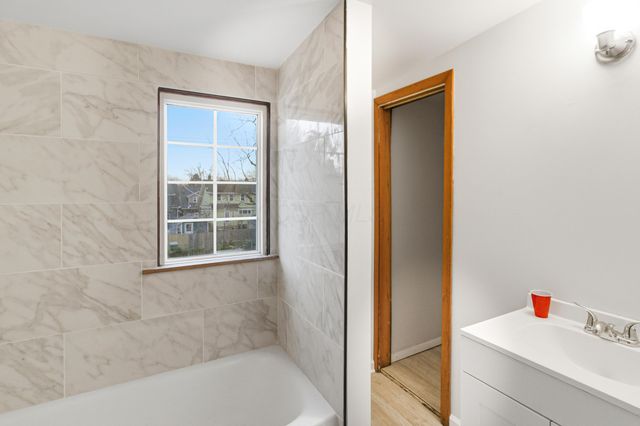 83 Clinton Heights Avenue, Columbus, OH 43202