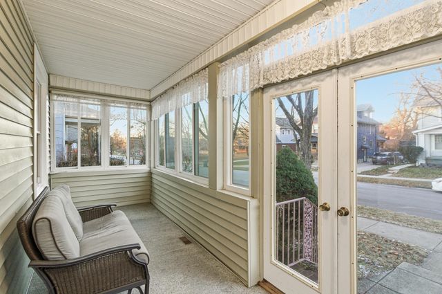 83 Clinton Heights Avenue, Columbus, OH 43202