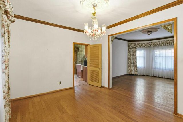 83 Clinton Heights Avenue, Columbus, OH 43202