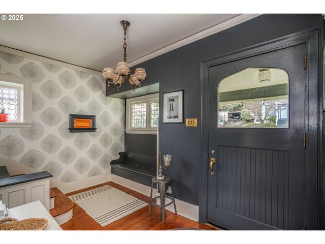 714 HARRISON Ave, Astoria, OR 97103