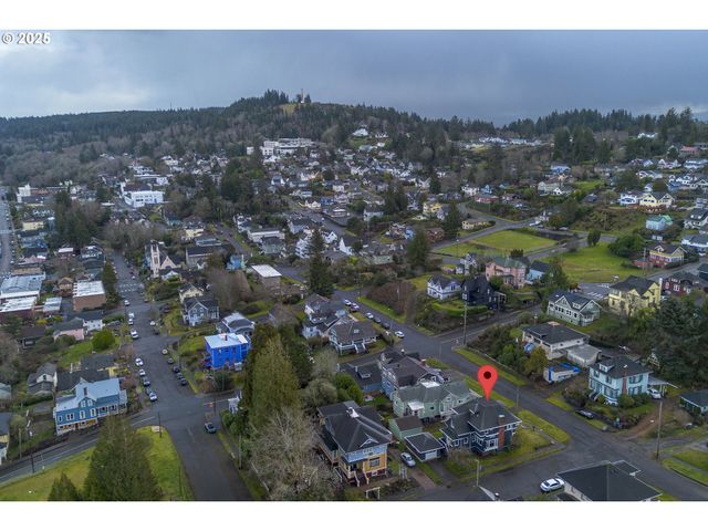 714 HARRISON Ave, Astoria, OR 97103