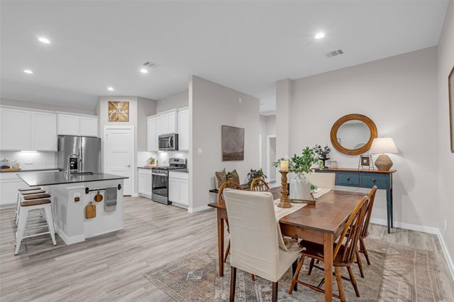 1569 Oakdale Crest Road, Montgomery, TX 77316