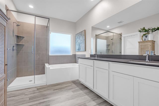 1569 Oakdale Crest Road, Montgomery, TX 77316