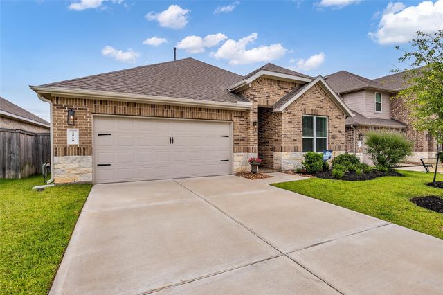 1569 Oakdale Crest Road, Montgomery, TX 77316