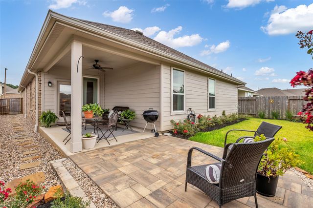 1569 Oakdale Crest Road, Montgomery, TX 77316