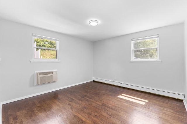 174 TERRACE AVE, Jc, Heights, NJ 07307