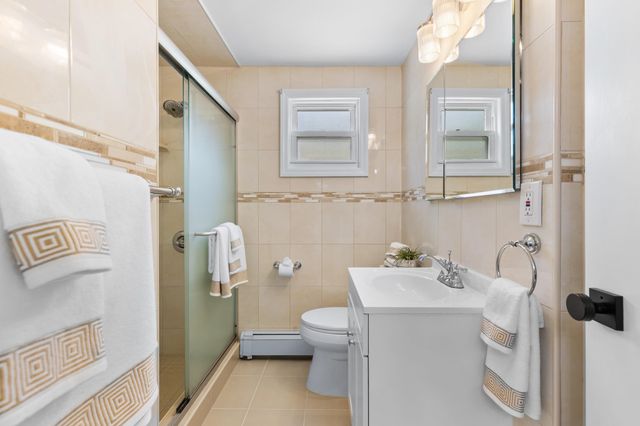 174 TERRACE AVE, Jc, Heights, NJ 07307