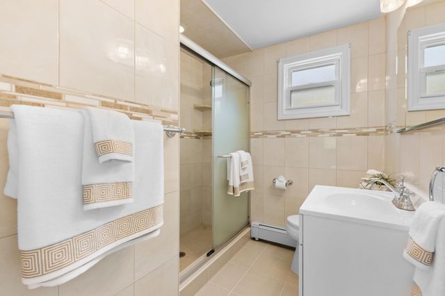 174 TERRACE AVE, Jc, Heights, NJ 07307