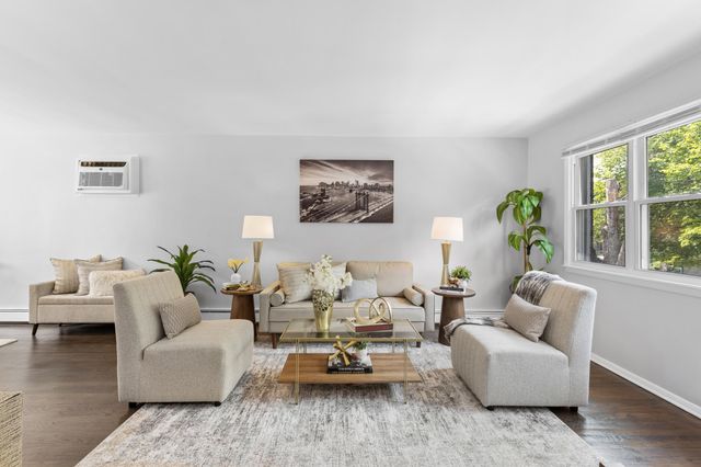 174 TERRACE AVE, Jc, Heights, NJ 07307