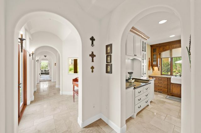 5133 Oak Grove Ct, Browns Valley, CA 95918