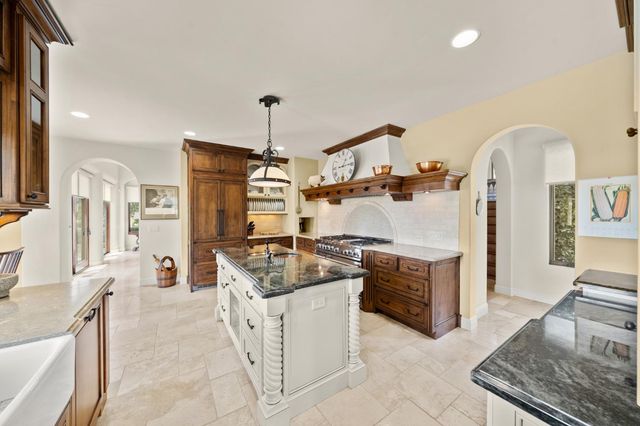 5133 Oak Grove Ct, Browns Valley, CA 95918