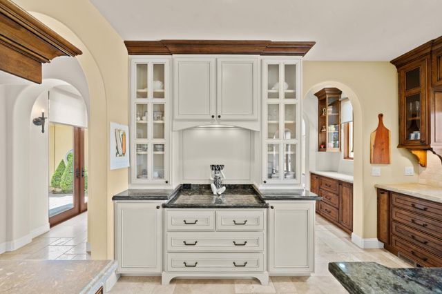 5133 Oak Grove Ct, Browns Valley, CA 95918