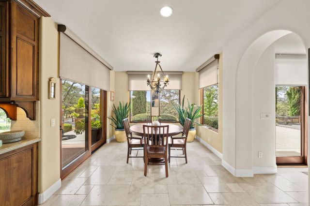 5133 Oak Grove Ct, Browns Valley, CA 95918