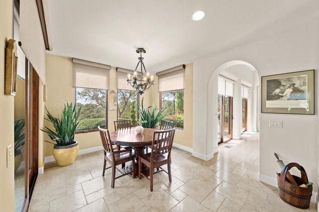 5133 Oak Grove Ct, Browns Valley, CA 95918
