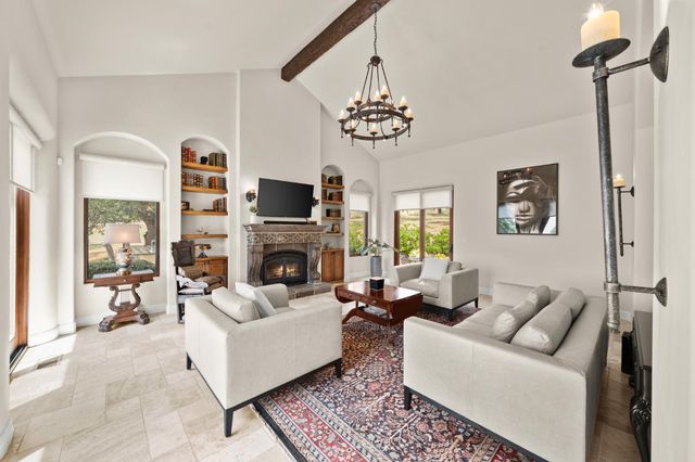 5133 Oak Grove Ct, Browns Valley, CA 95918