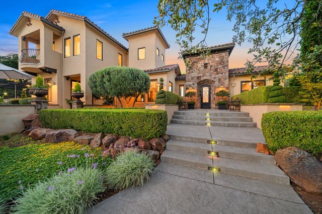 5133 Oak Grove Ct, Browns Valley, CA 95918