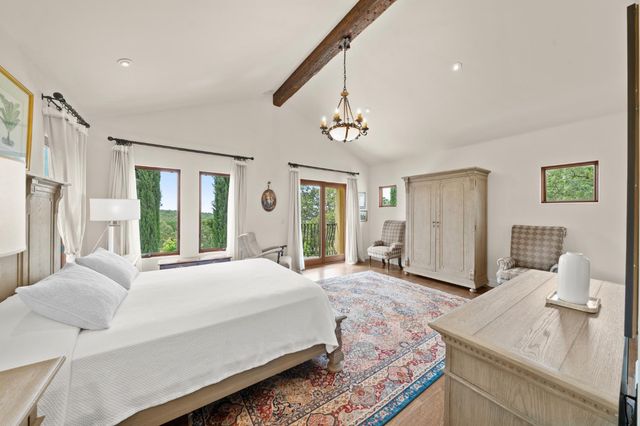 5133 Oak Grove Ct, Browns Valley, CA 95918