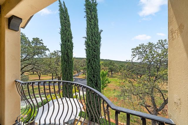 5133 Oak Grove Ct, Browns Valley, CA 95918
