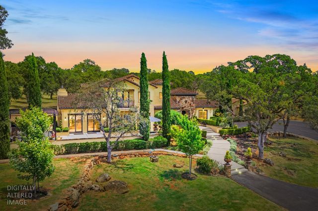 5133 Oak Grove Ct, Browns Valley, CA 95918