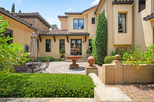 5133 Oak Grove Ct, Browns Valley, CA 95918
