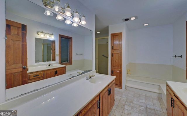4521 Shoreline Drive, Gainesville, GA 30506