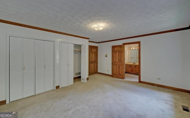 4521 Shoreline Drive, Gainesville, GA 30506