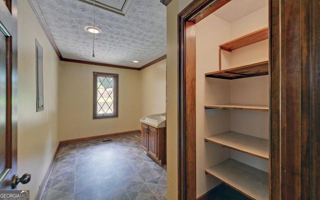 4521 Shoreline Drive, Gainesville, GA 30506