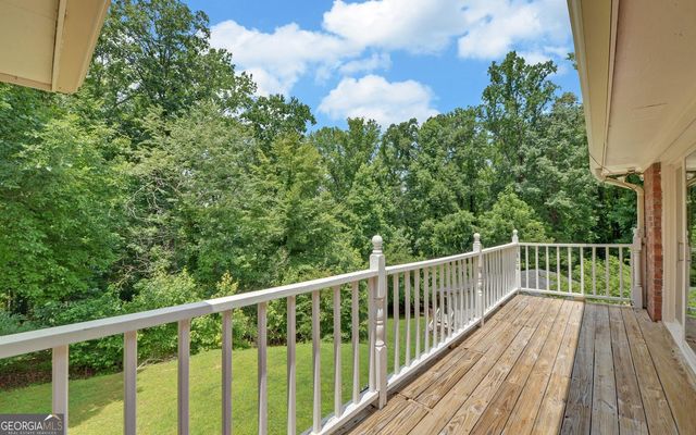 4521 Shoreline Drive, Gainesville, GA 30506