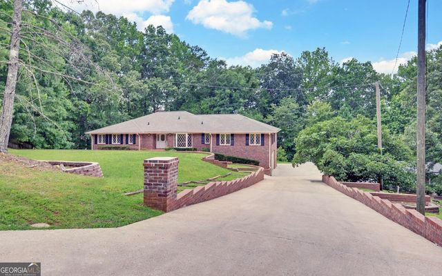 4521 Shoreline Drive, Gainesville, GA 30506