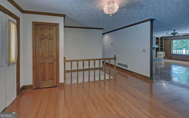4521 Shoreline Drive, Gainesville, GA 30506