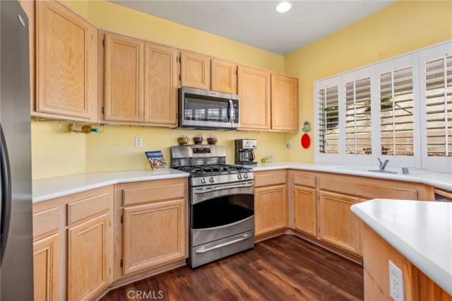 951 Torino Avenue, San Jacinto, CA 92583