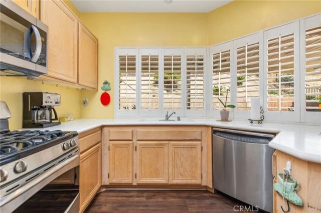 951 Torino Avenue, San Jacinto, CA 92583