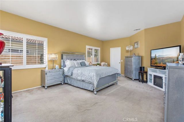 951 Torino Avenue, San Jacinto, CA 92583