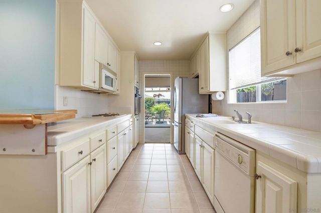 2960 Fried Avenue, San Diego, CA 92122