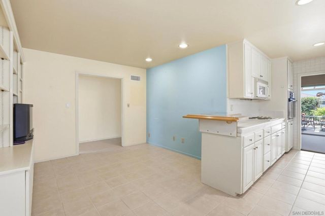 2960 Fried Avenue, San Diego, CA 92122