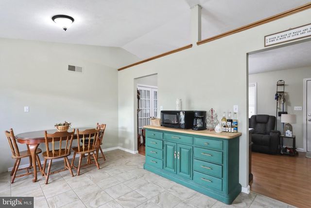 65 CALEBS PT, Martinsburg, WV 25403