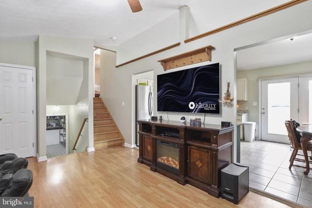 65 CALEBS PT, Martinsburg, WV 25403