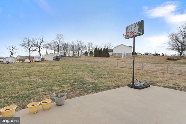 65 CALEBS PT, Martinsburg, WV 25403