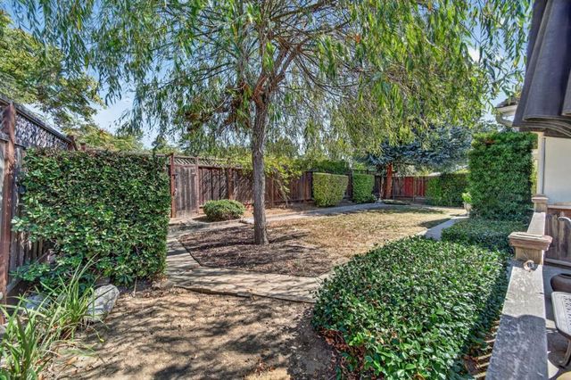 1572 Creek Drive, San Jose, CA 95125