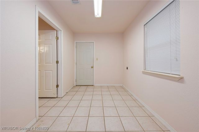 304 Oakdale Road, Muldrow, OK 74948